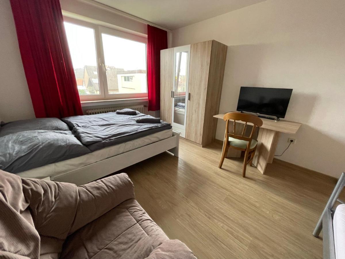 Schoene Einfache Ferienwohnung Mitten In Oldenburg Buitenkant foto