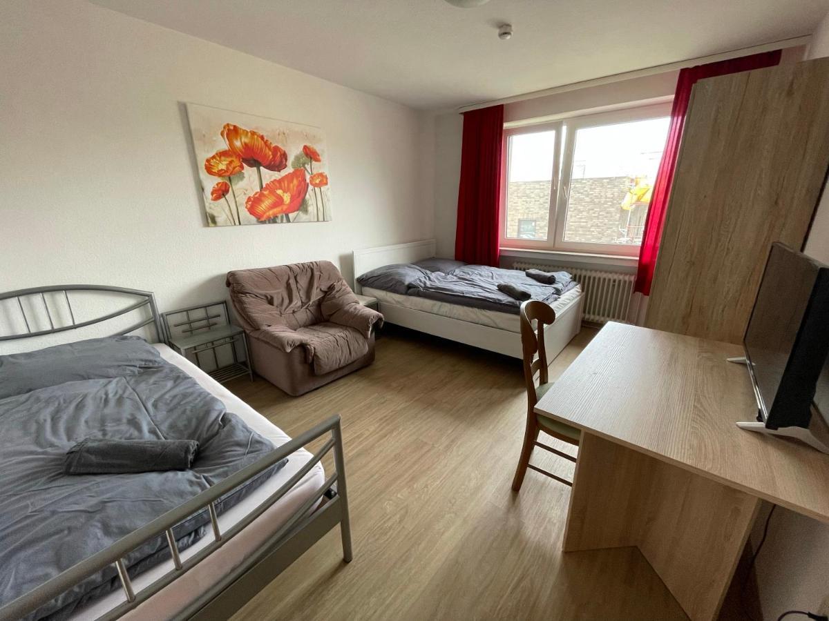 Schoene Einfache Ferienwohnung Mitten In Oldenburg Buitenkant foto